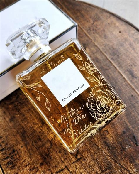 perfume engraving for women.